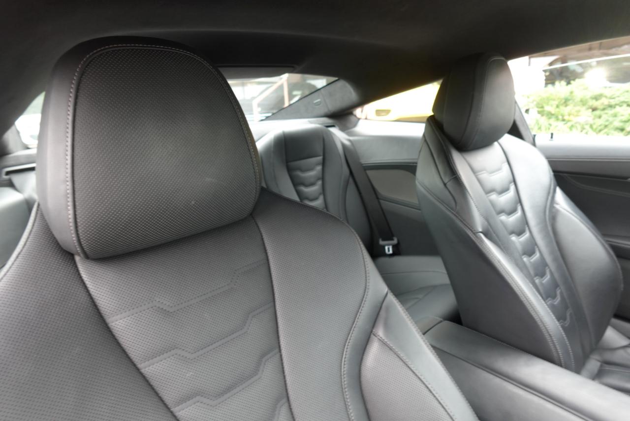 BMW 8-Series 840i xDrive 2022