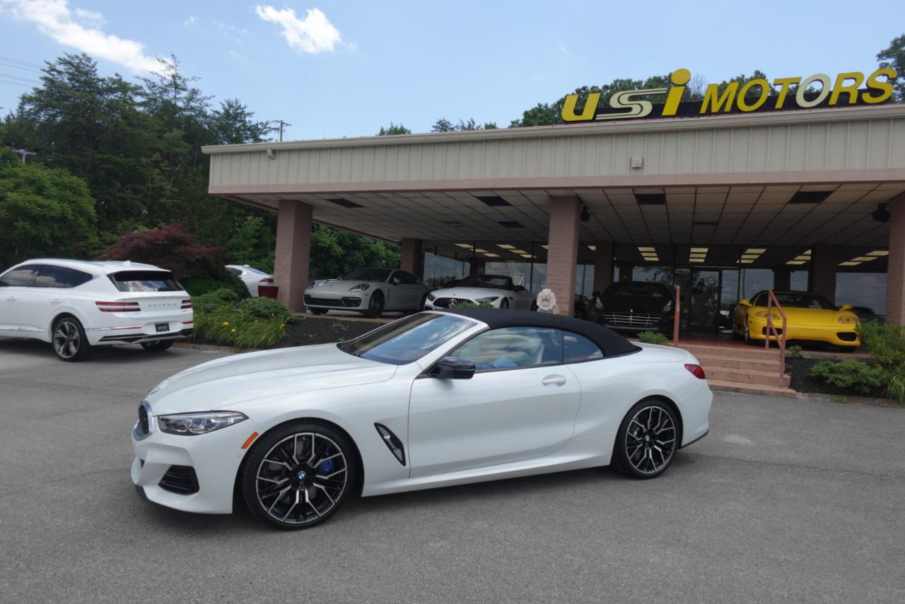 BMW 8-Series M850i xDrive Convertible 2024