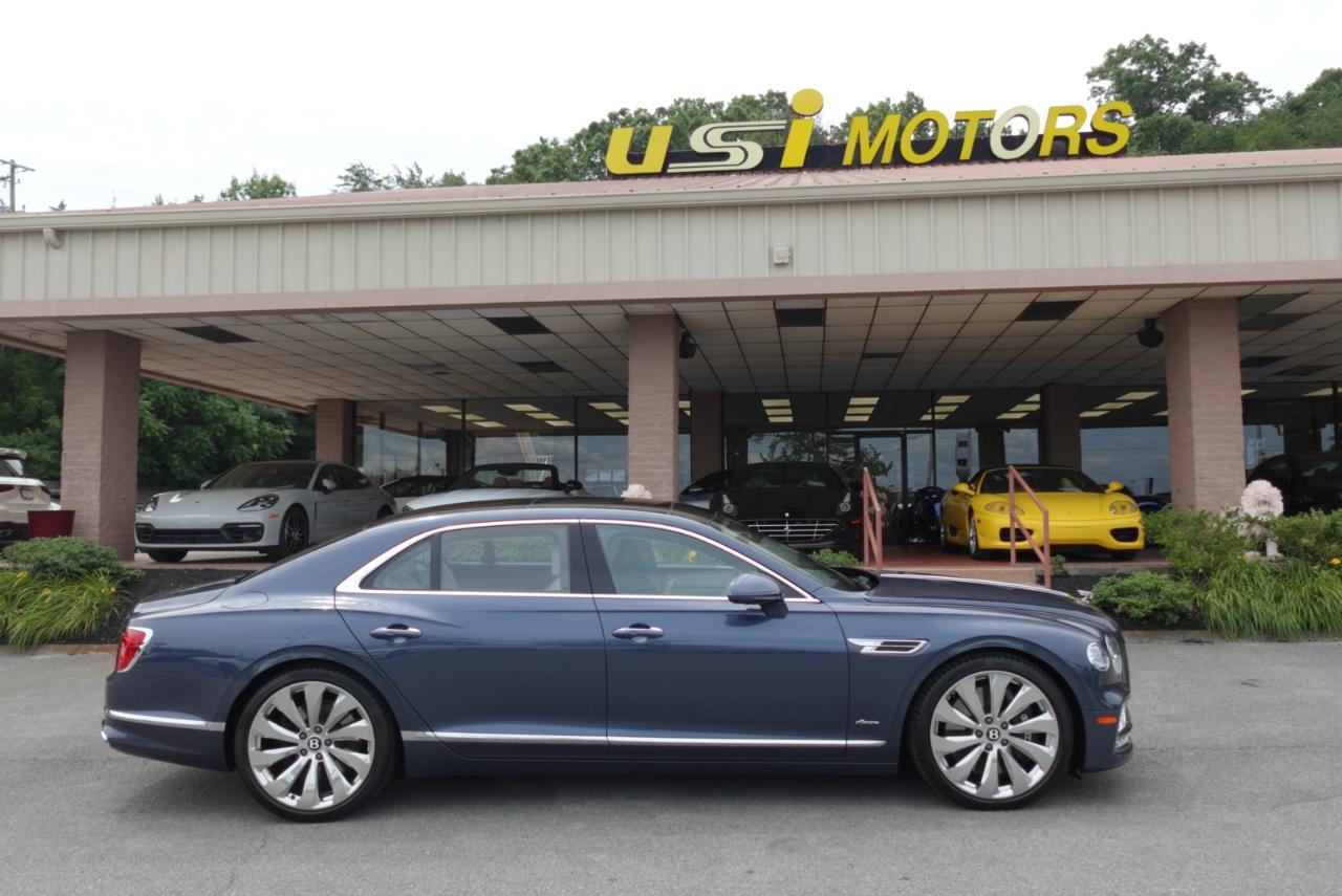 Bentley Flying Spur V8 2023