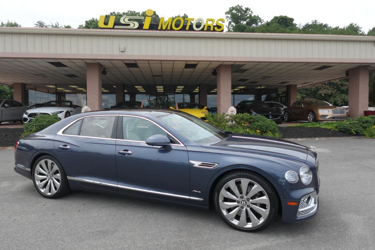 Bentley Flying Spur V8 2023