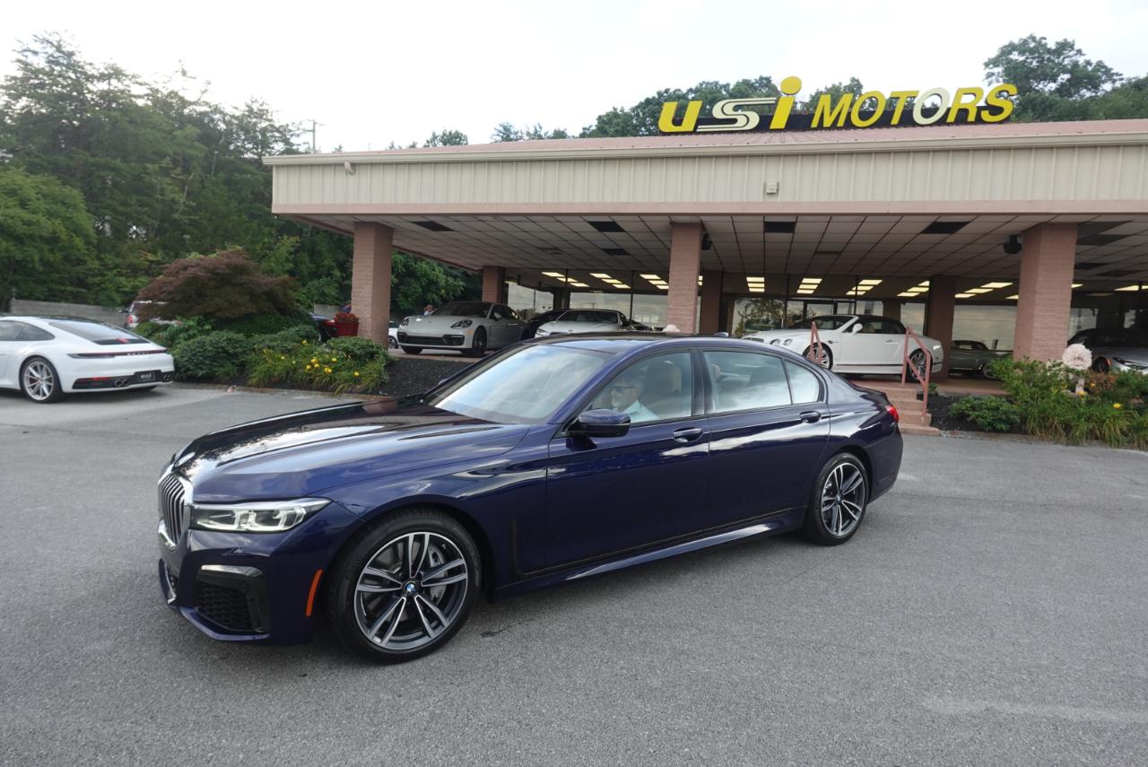 BMW 7-Series 750i xDrive 2021