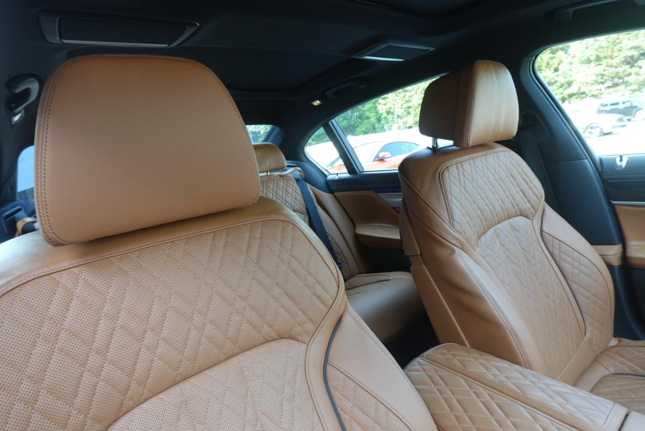 BMW 7-Series 750i xDrive 2021