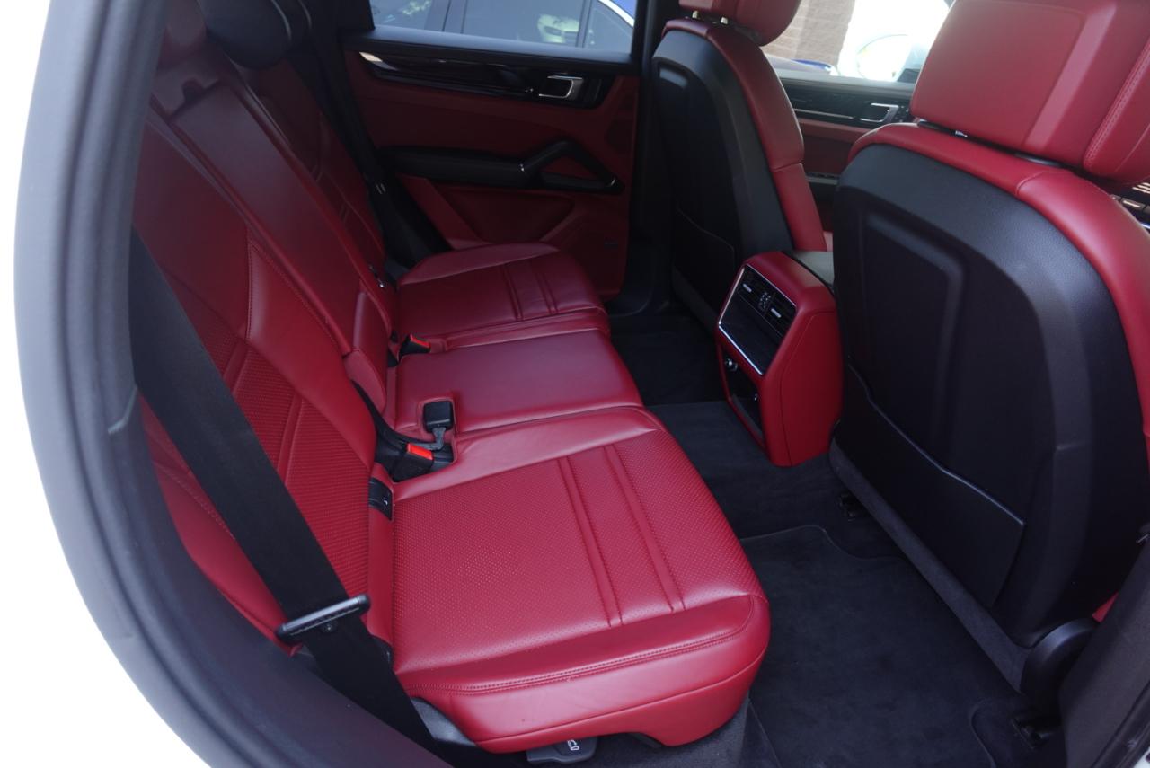 Porsche Cayenne Base 2023