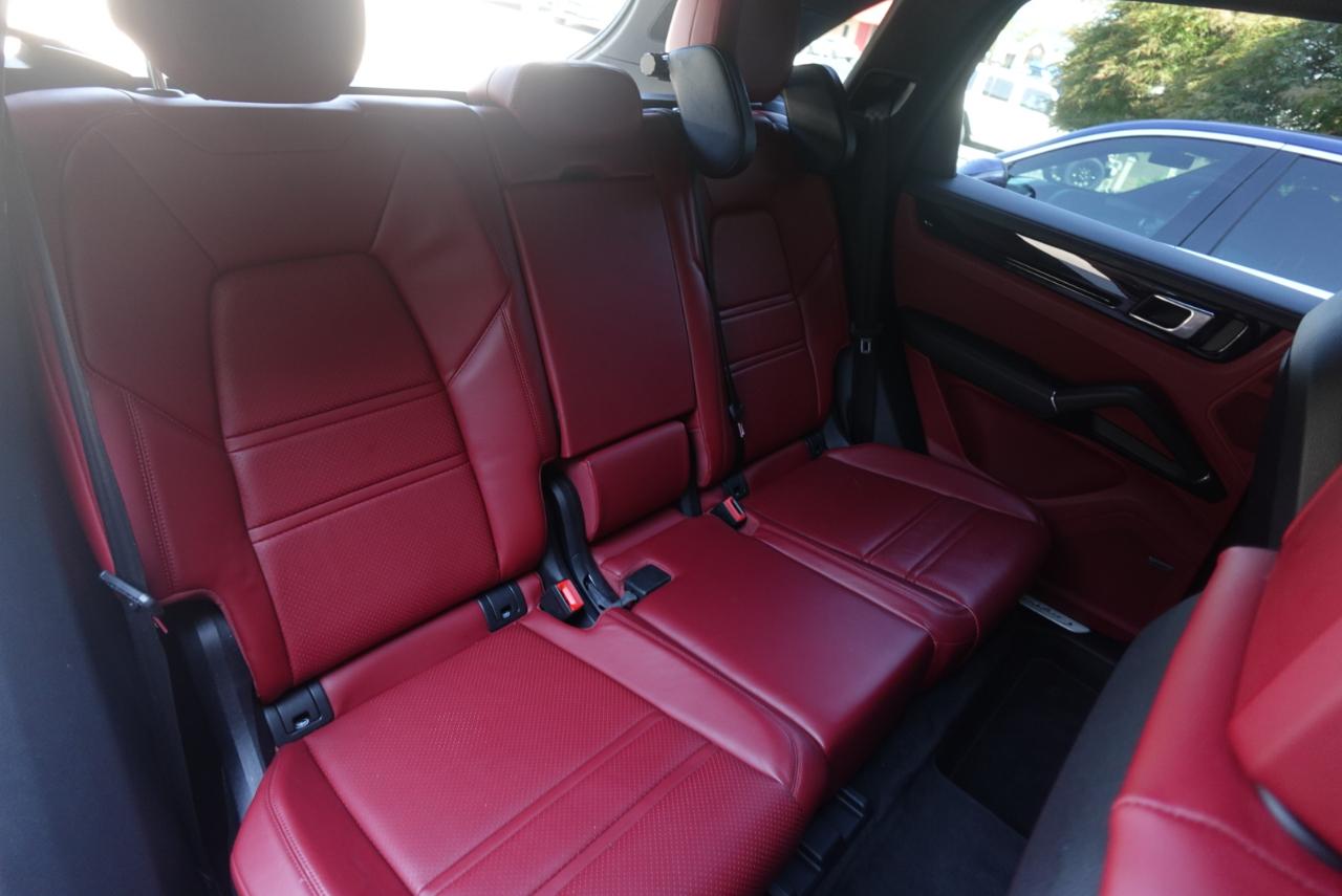 Porsche Cayenne Base 2023