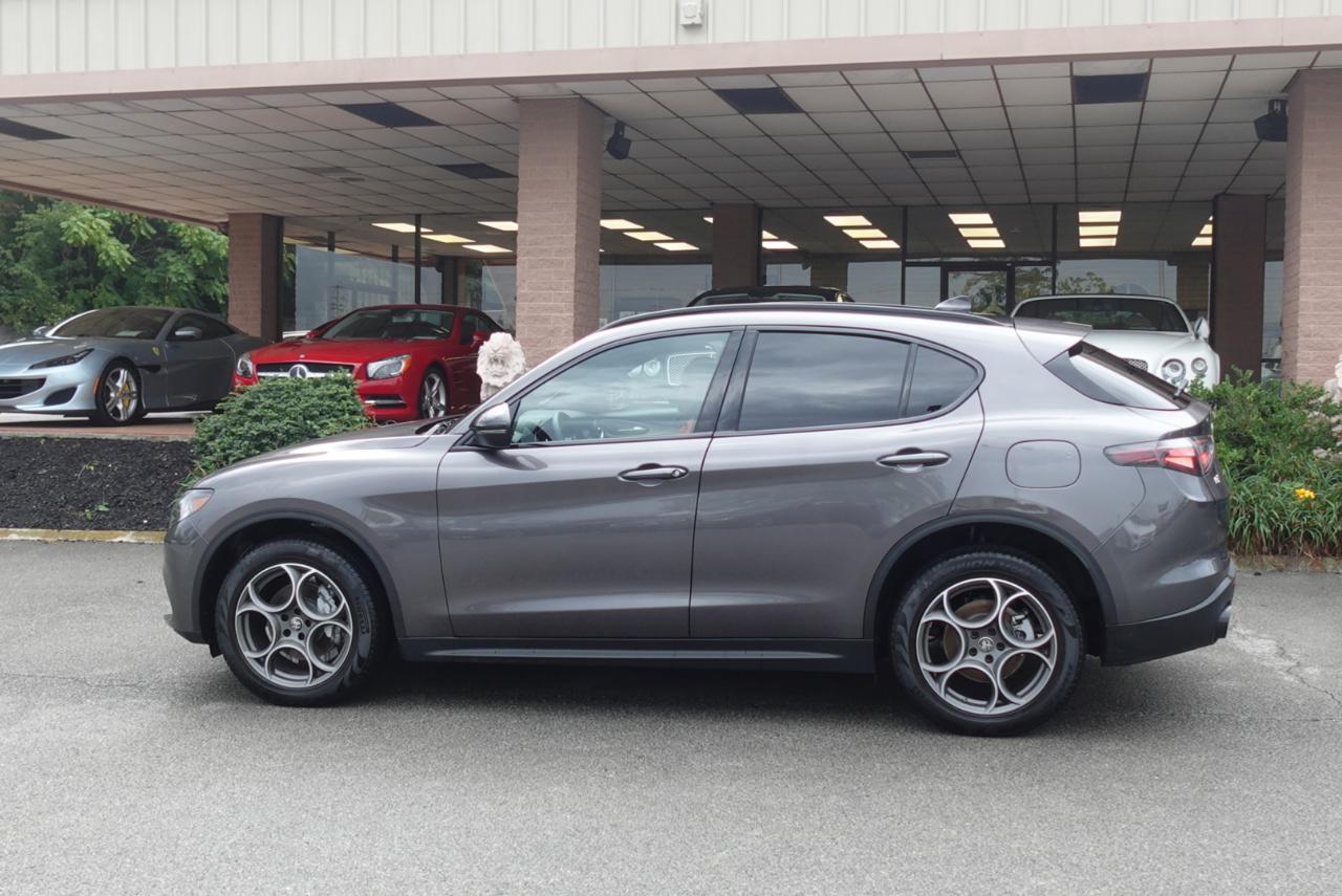 Alfa Romeo Stelvio Sprint AWD 2025