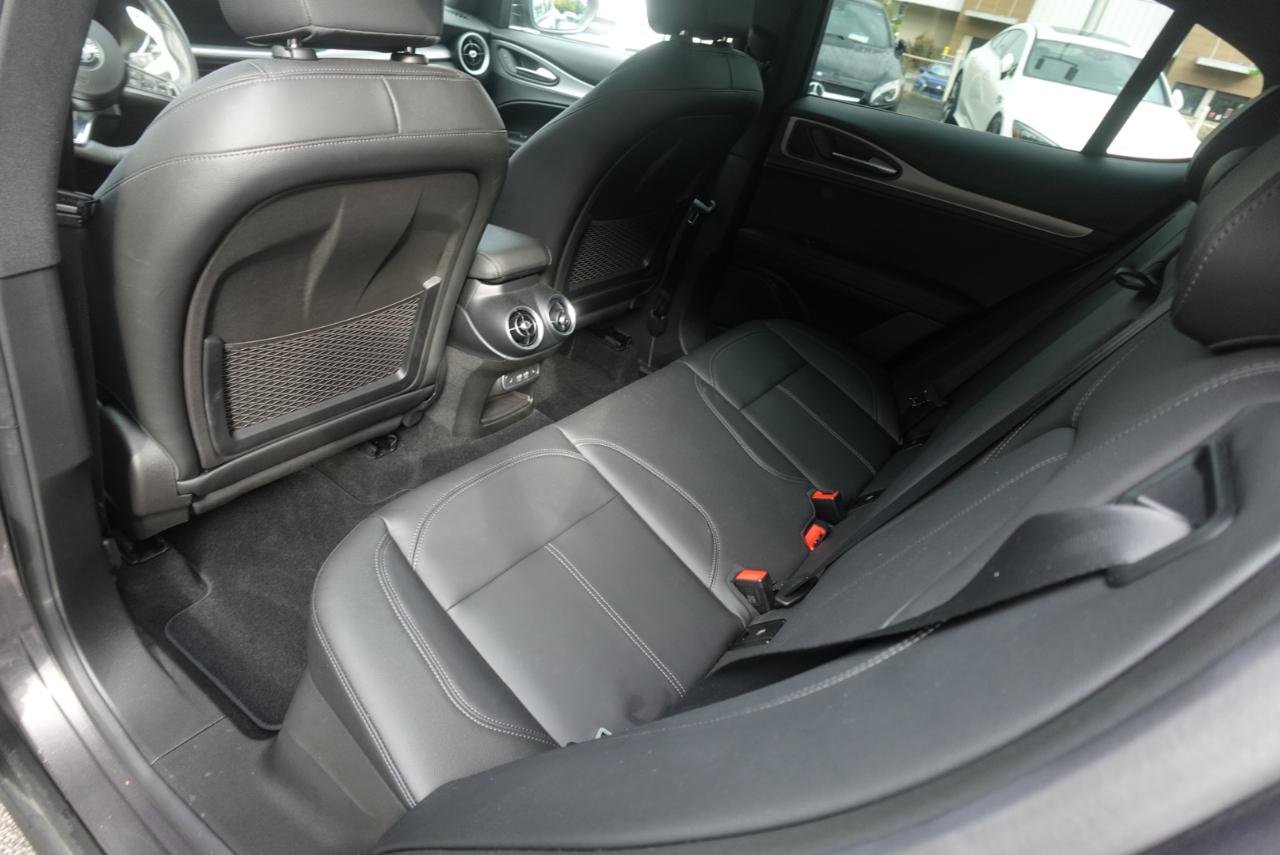 Alfa Romeo Stelvio Sprint AWD 2025