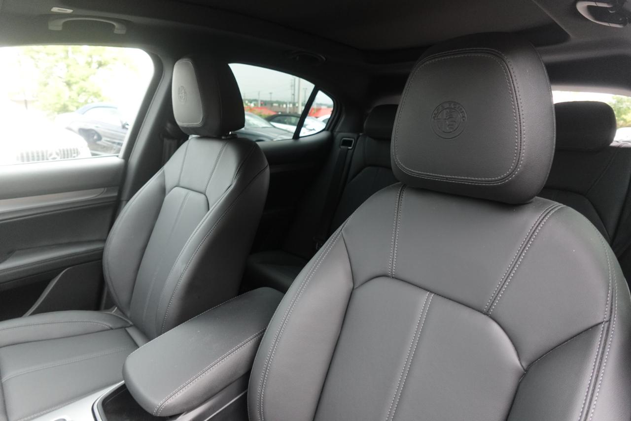 Alfa Romeo Stelvio Sprint AWD 2025