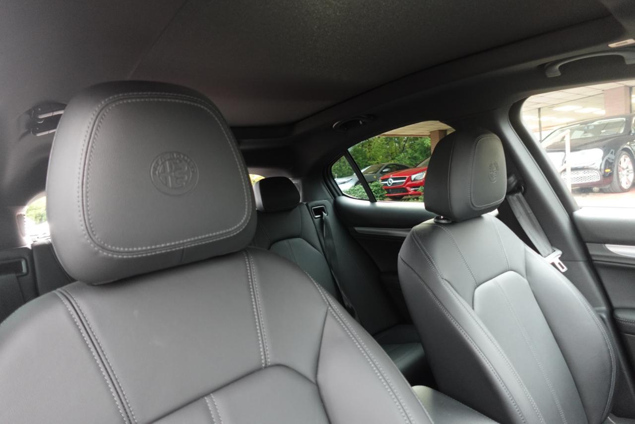 Alfa Romeo Stelvio Sprint AWD 2025