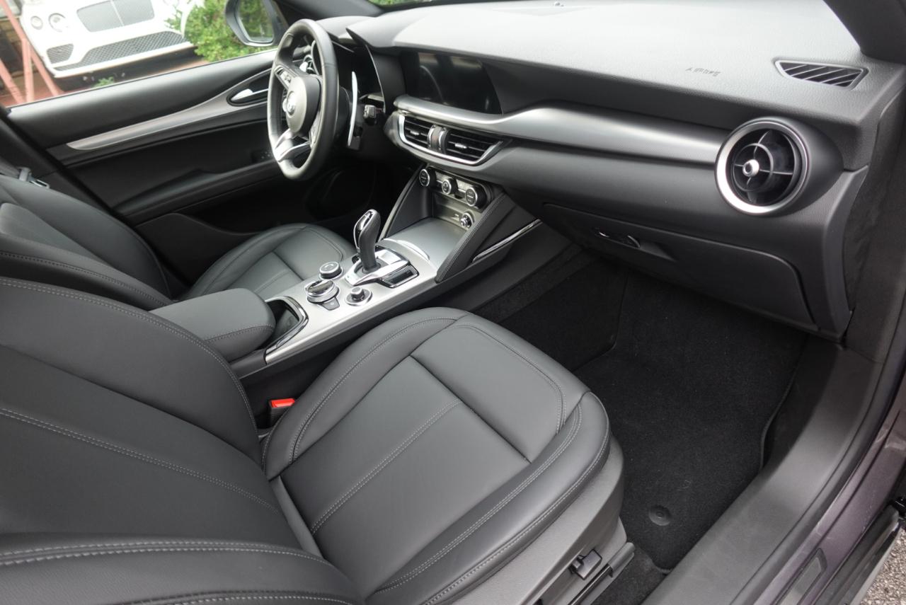 Alfa Romeo Stelvio Sprint AWD 2025