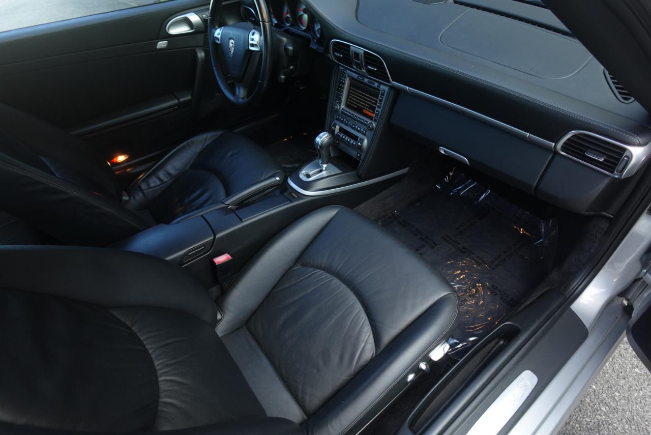 Porsche 911 Carrera S 2007