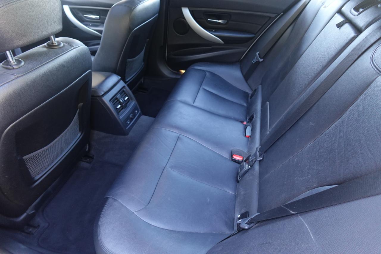 BMW 3-Series 328i xDrive Sedan 2013