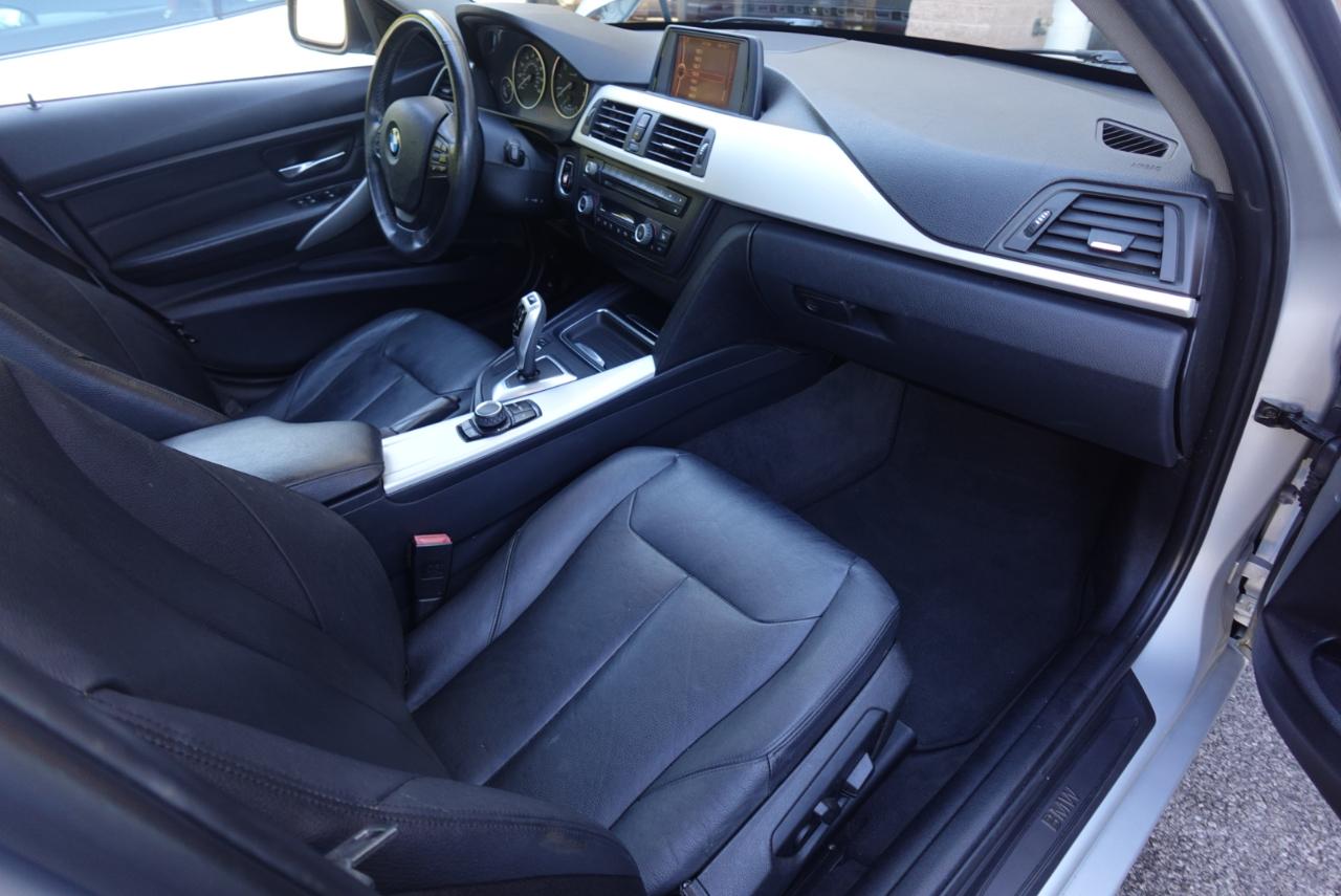 BMW 3-Series 328i xDrive Sedan 2013