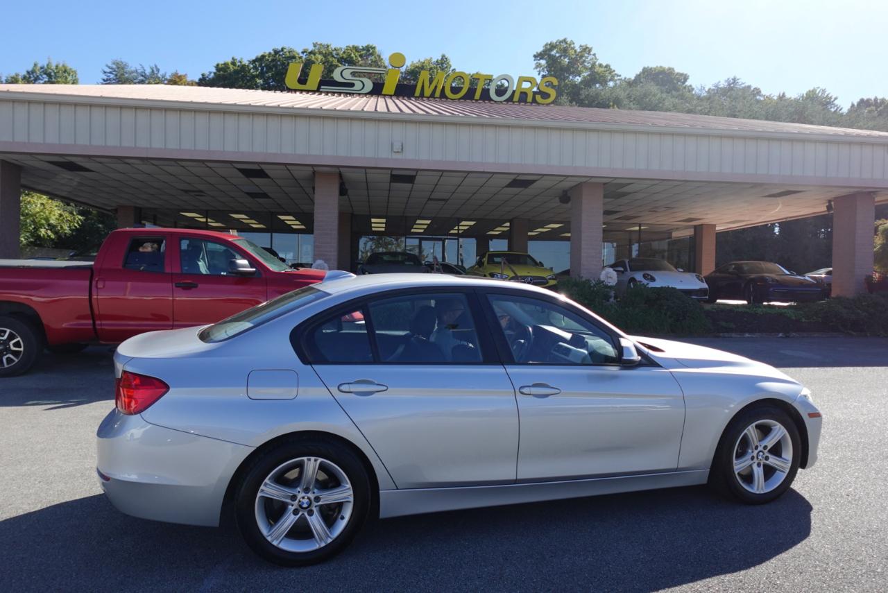 BMW 3-Series 328i xDrive Sedan 2013