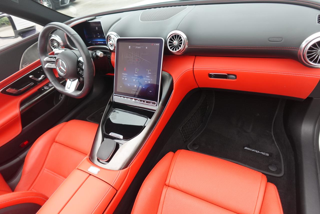 Mercedes-Benz SL-Class AMG SL 43 2023