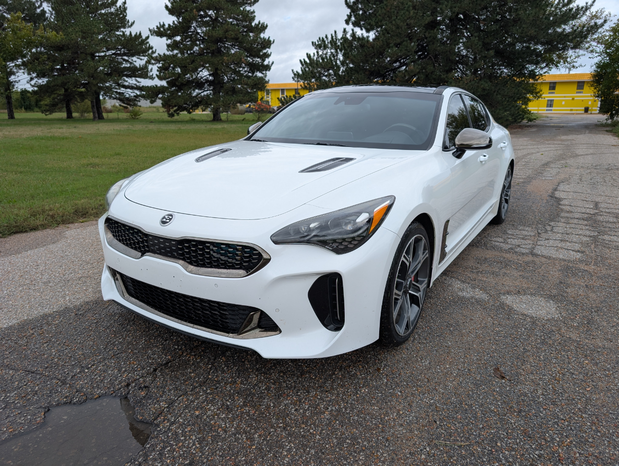 2018 Kia Stinger GT2 photo 2