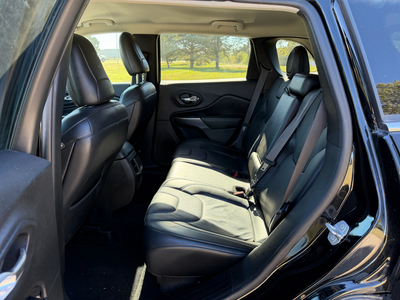 2019 Jeep Cherokee Limited photo 4