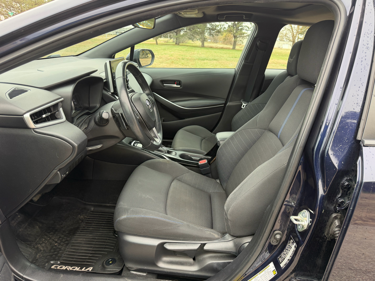 2021 Toyota Corolla SE photo 4