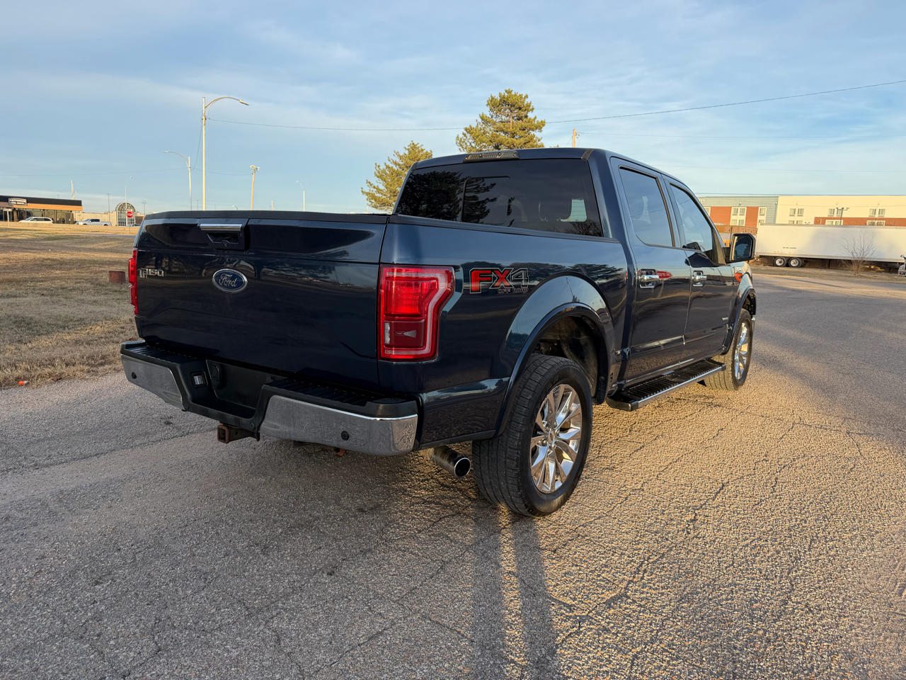 Ford F-150 Lariat 4WD SuperCrew 5.5' Box 2017