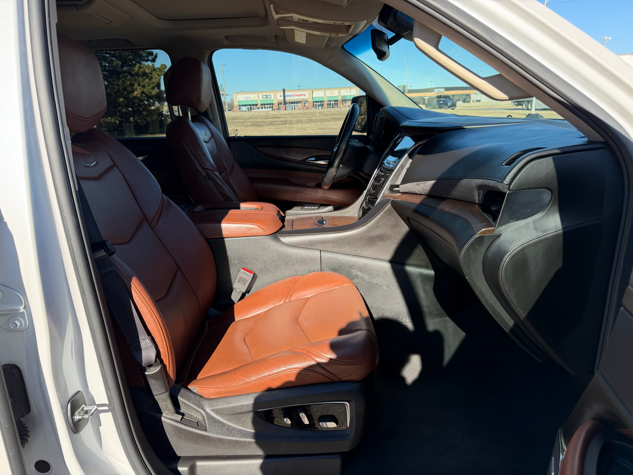 Cadillac Escalade ESV 4WD 4dr Premium Collection 2016