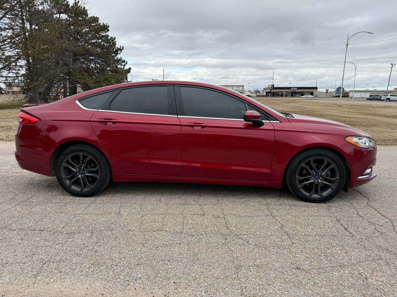Ford Fusion SE FWD 2018