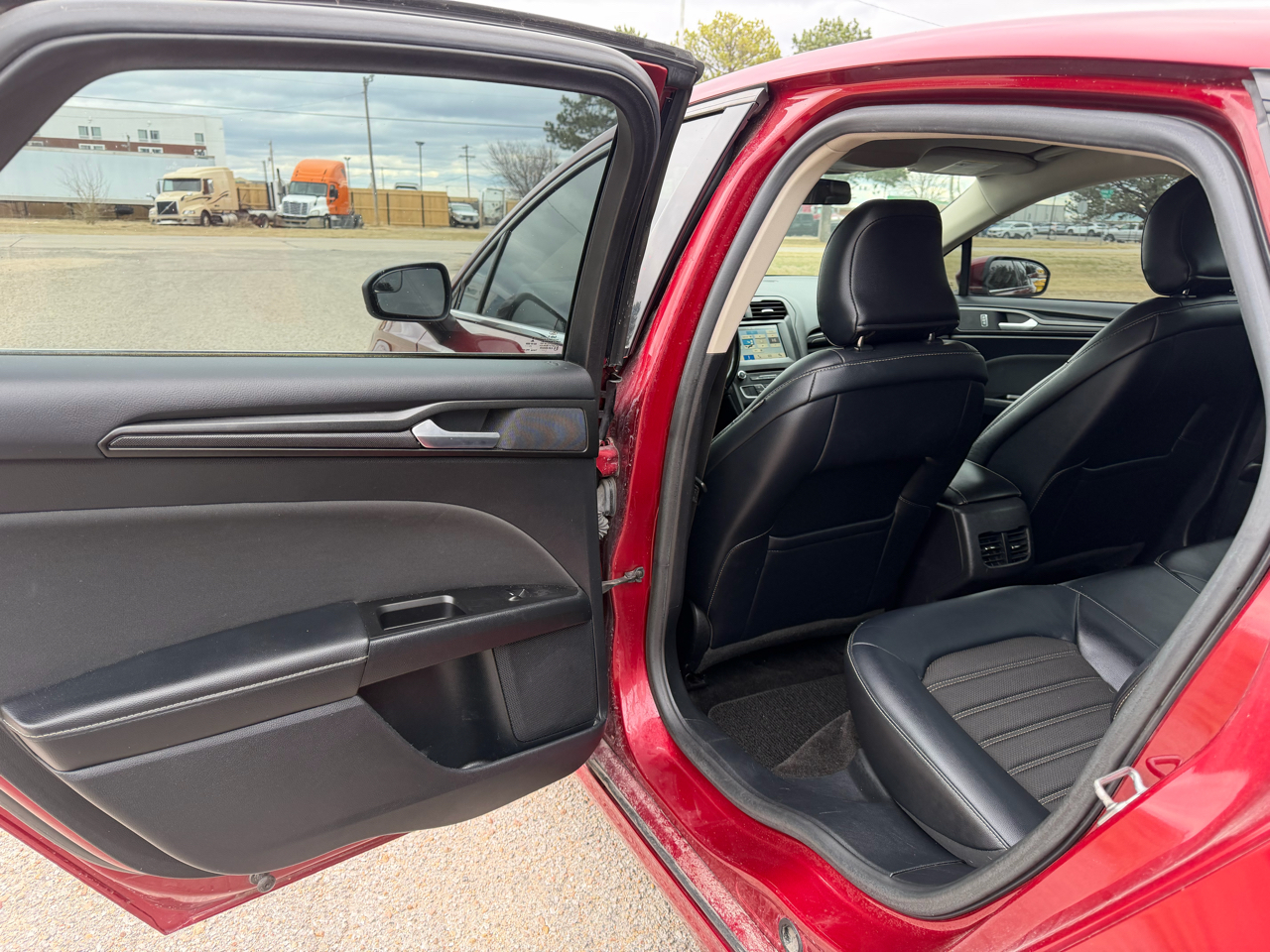 Ford Fusion SE FWD 2018