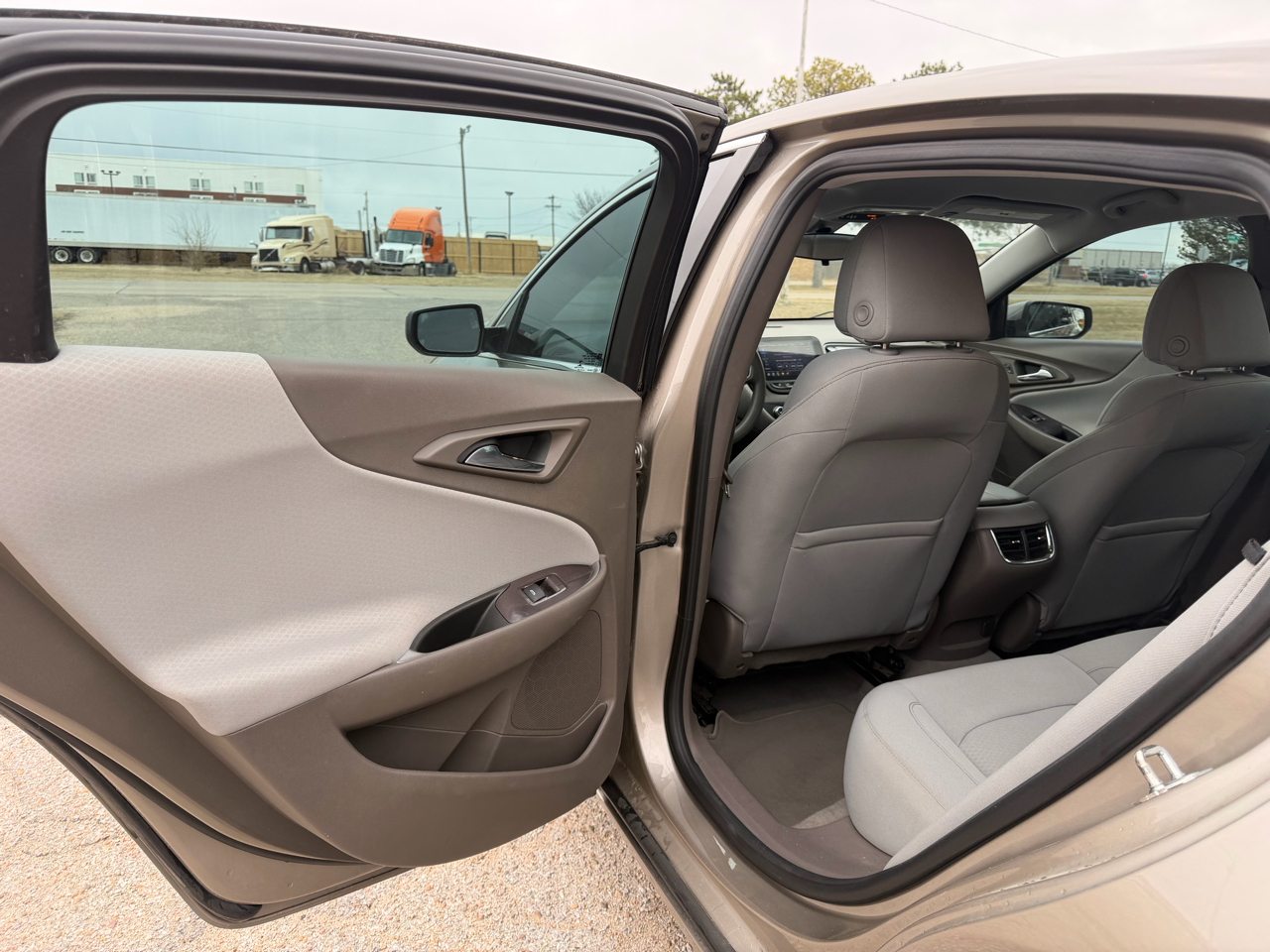 Chevrolet Malibu 4dr Sdn LT 2022