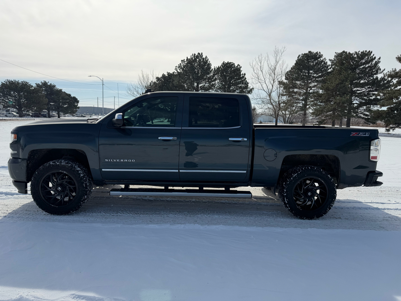 Chevrolet Silverado 1500 4WD Crew Cab 143.5" LTZ w/2LZ 2017
