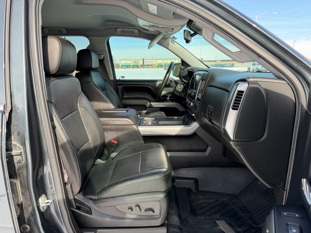 Chevrolet Silverado 1500 4WD Crew Cab 143.5" LTZ w/2LZ 2017