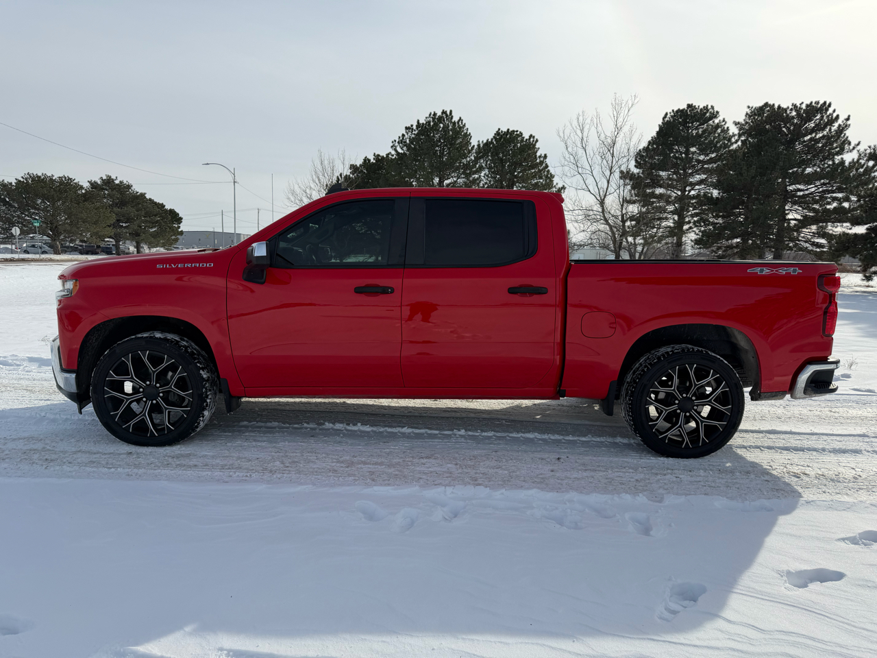 Chevrolet Silverado 1500 4WD Crew Cab 147" LT 2020