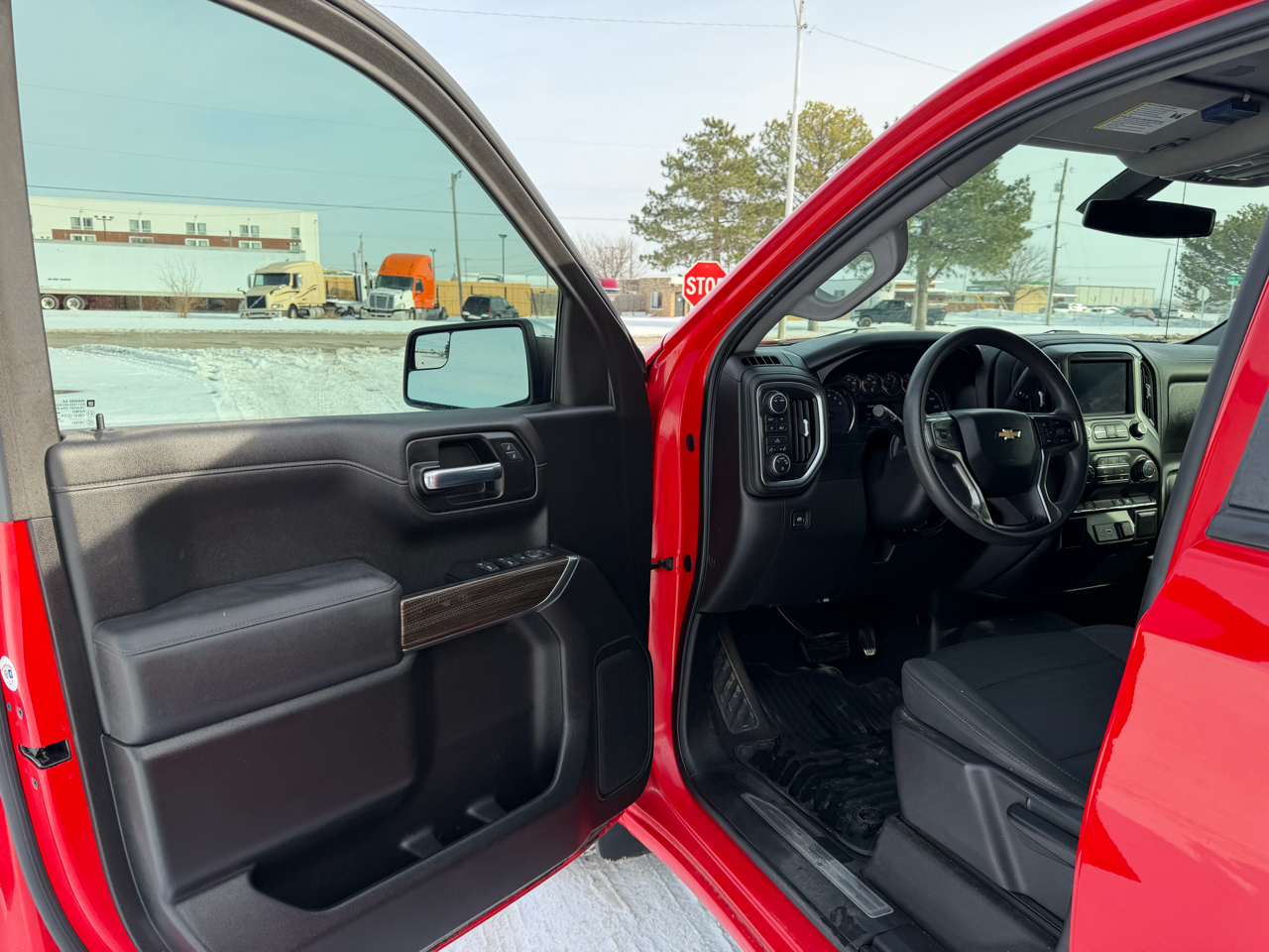 Chevrolet Silverado 1500 4WD Crew Cab 147" LT 2020