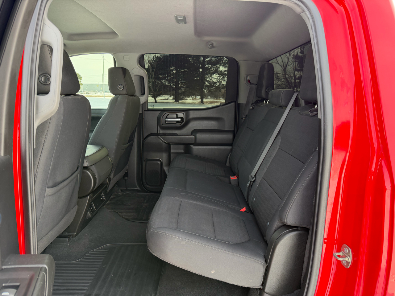 Chevrolet Silverado 1500 4WD Crew Cab 147" LT 2020