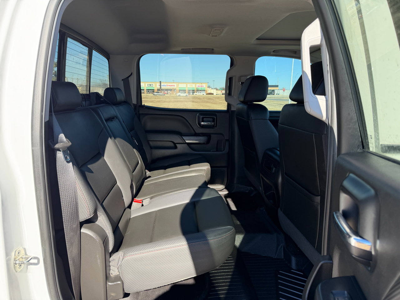 GMC Sierra 1500 4WD Crew Cab 143.5" SLT 2018