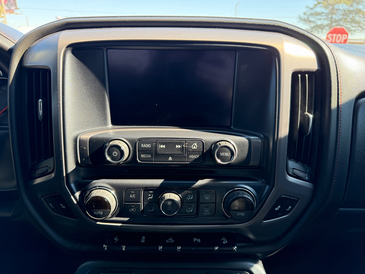 GMC Sierra 1500 4WD Crew Cab 143.5" SLT 2018