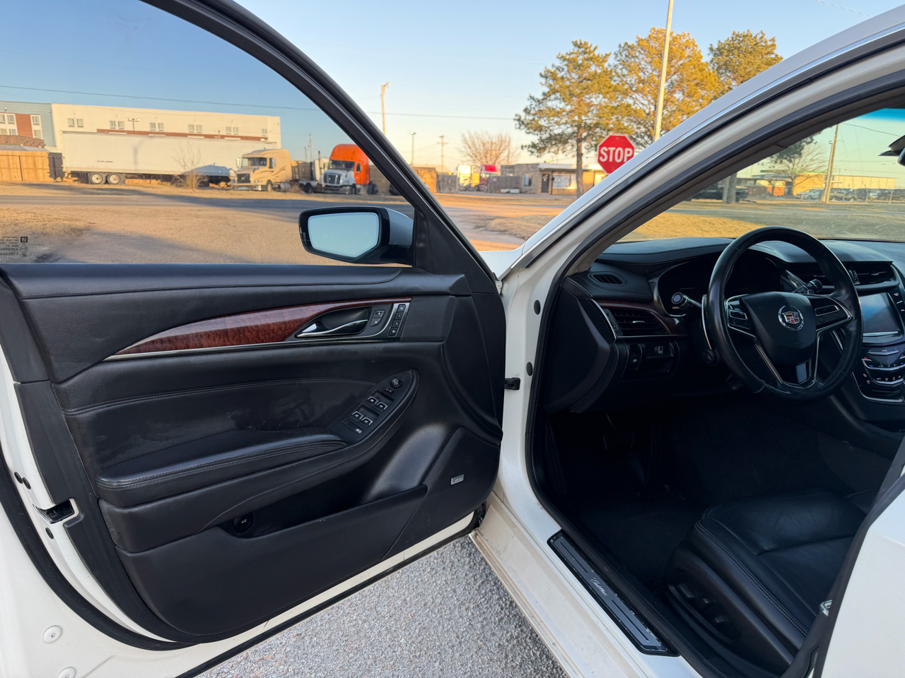 Cadillac CTS Sedan 4dr Sdn 2.0L Turbo Luxury AWD 2014