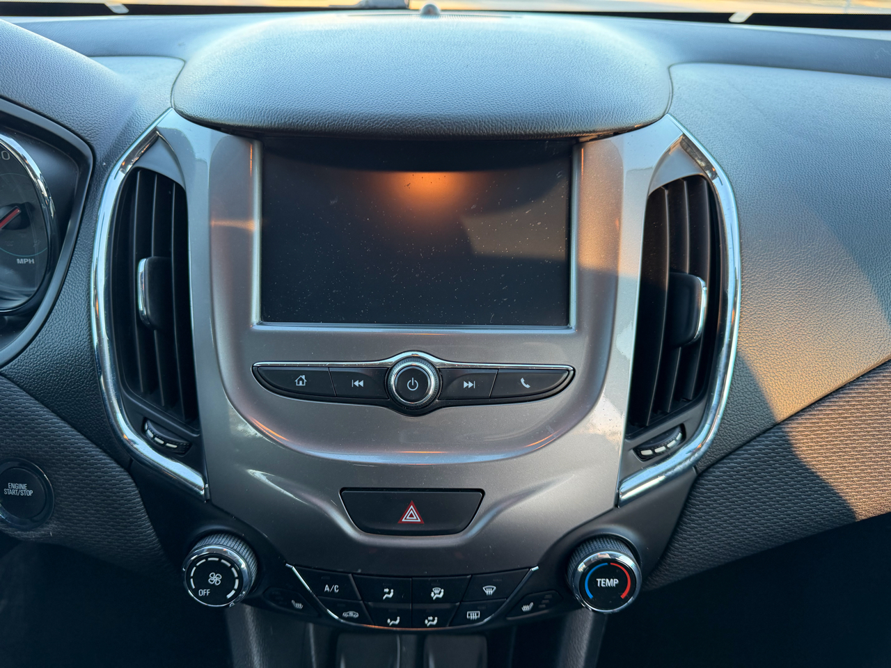 Chevrolet Cruze 4dr Sdn 1.4L LT w/1SD 2018