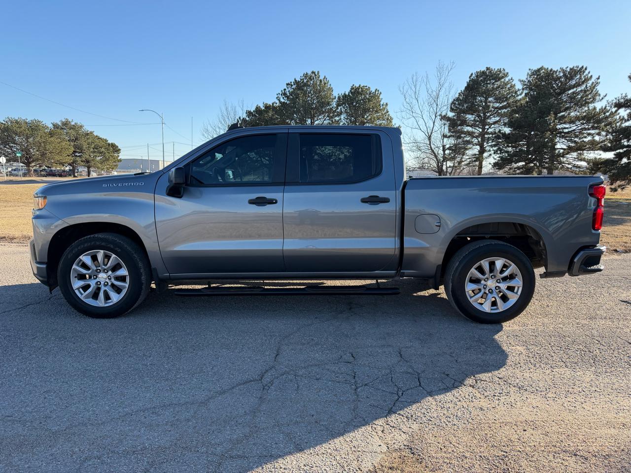 Chevrolet Silverado 1500 2WD Crew Cab 147" Custom 2021