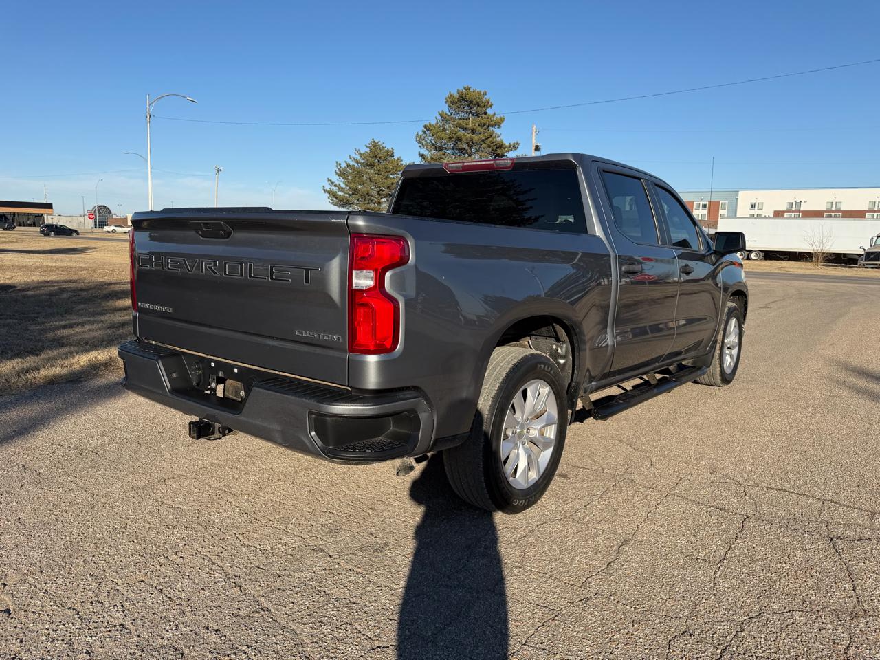 Chevrolet Silverado 1500 2WD Crew Cab 147" Custom 2021