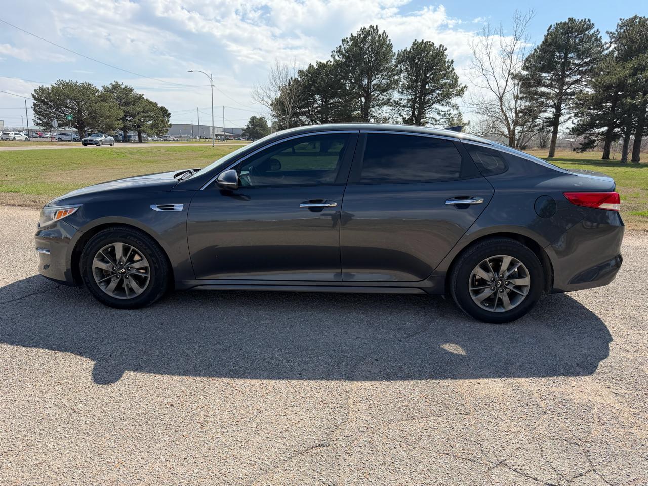 Kia Optima 4dr Sdn LX Turbo 2016