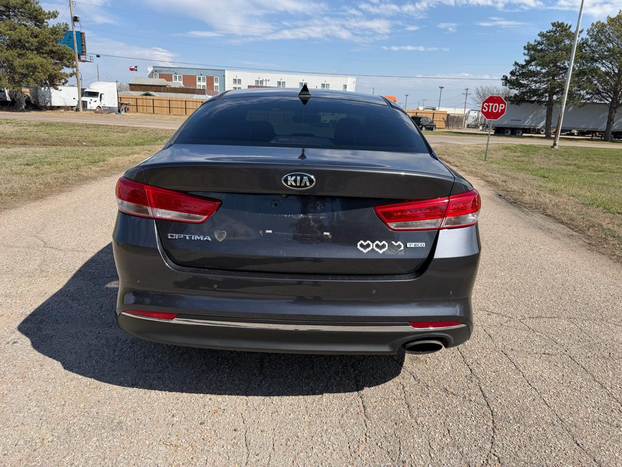 Kia Optima 4dr Sdn LX Turbo 2016