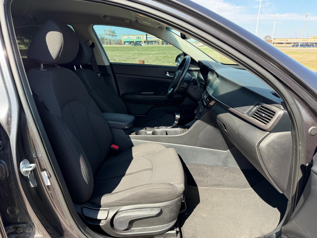 Kia Optima 4dr Sdn LX Turbo 2016