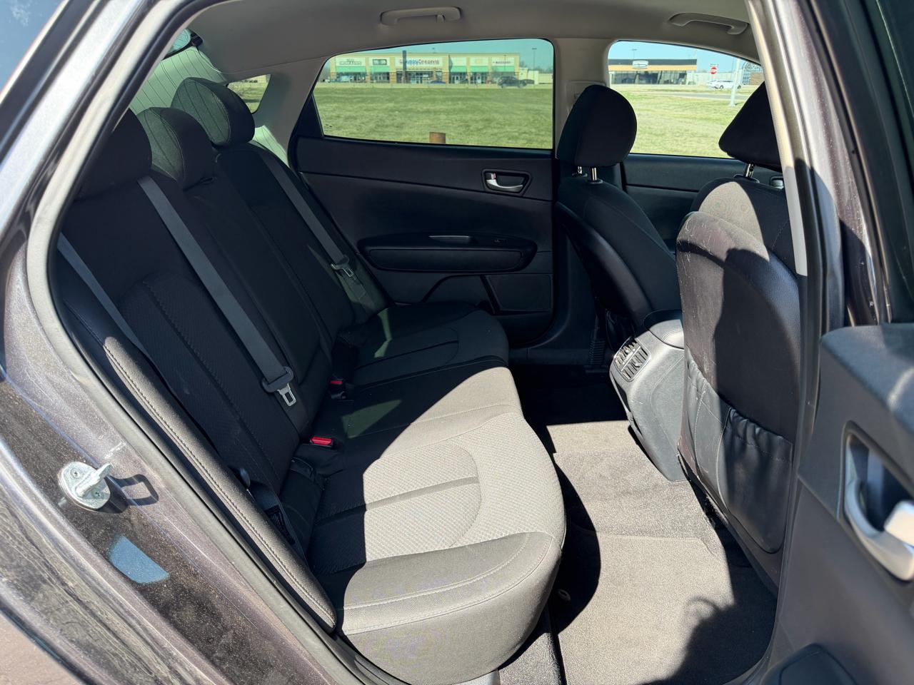 Kia Optima 4dr Sdn LX Turbo 2016