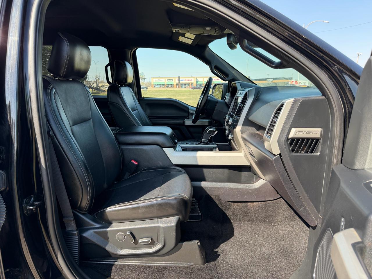 Ford F-150 Lariat 2017