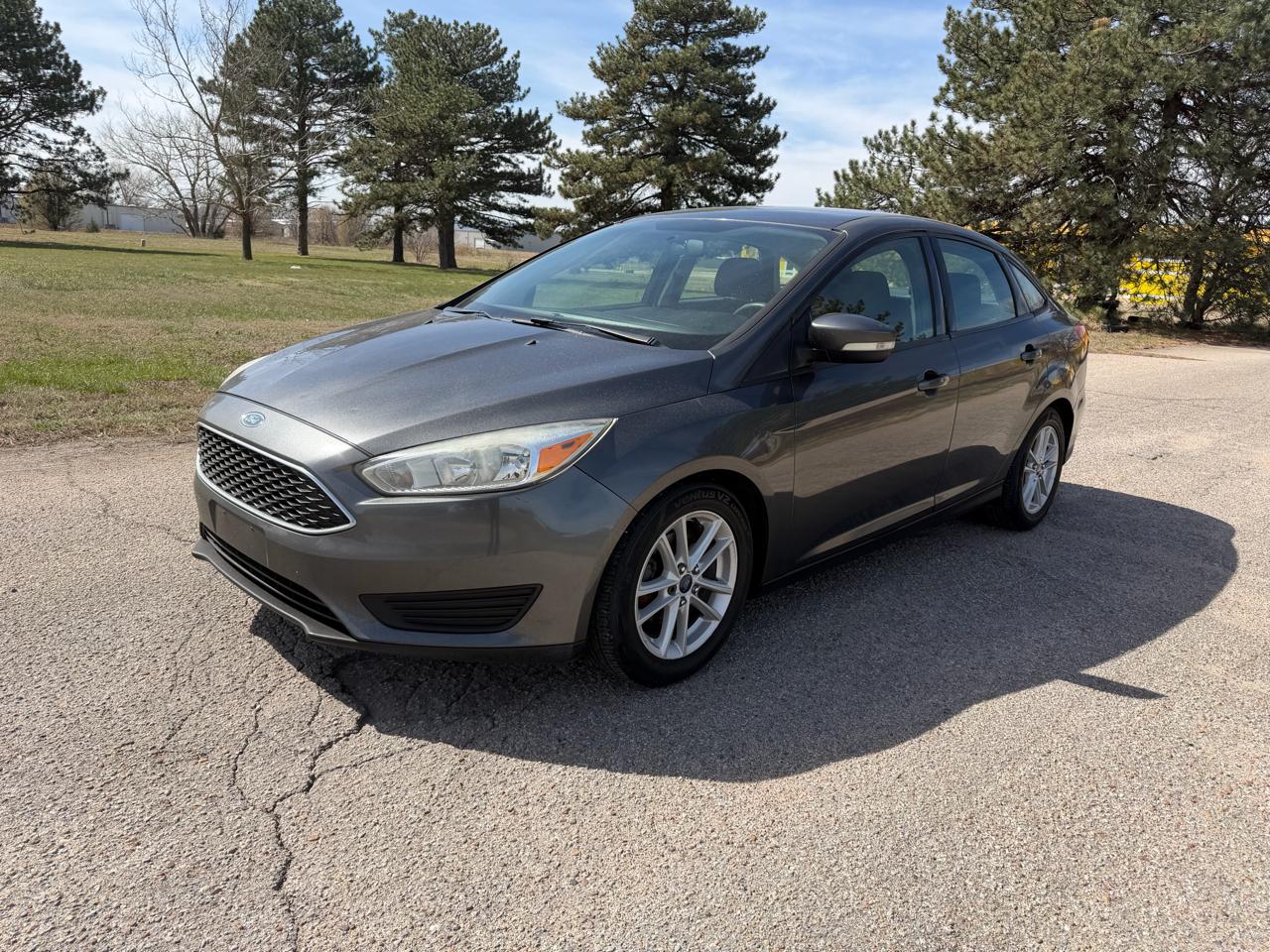 Ford Focus SE Sedan 2017