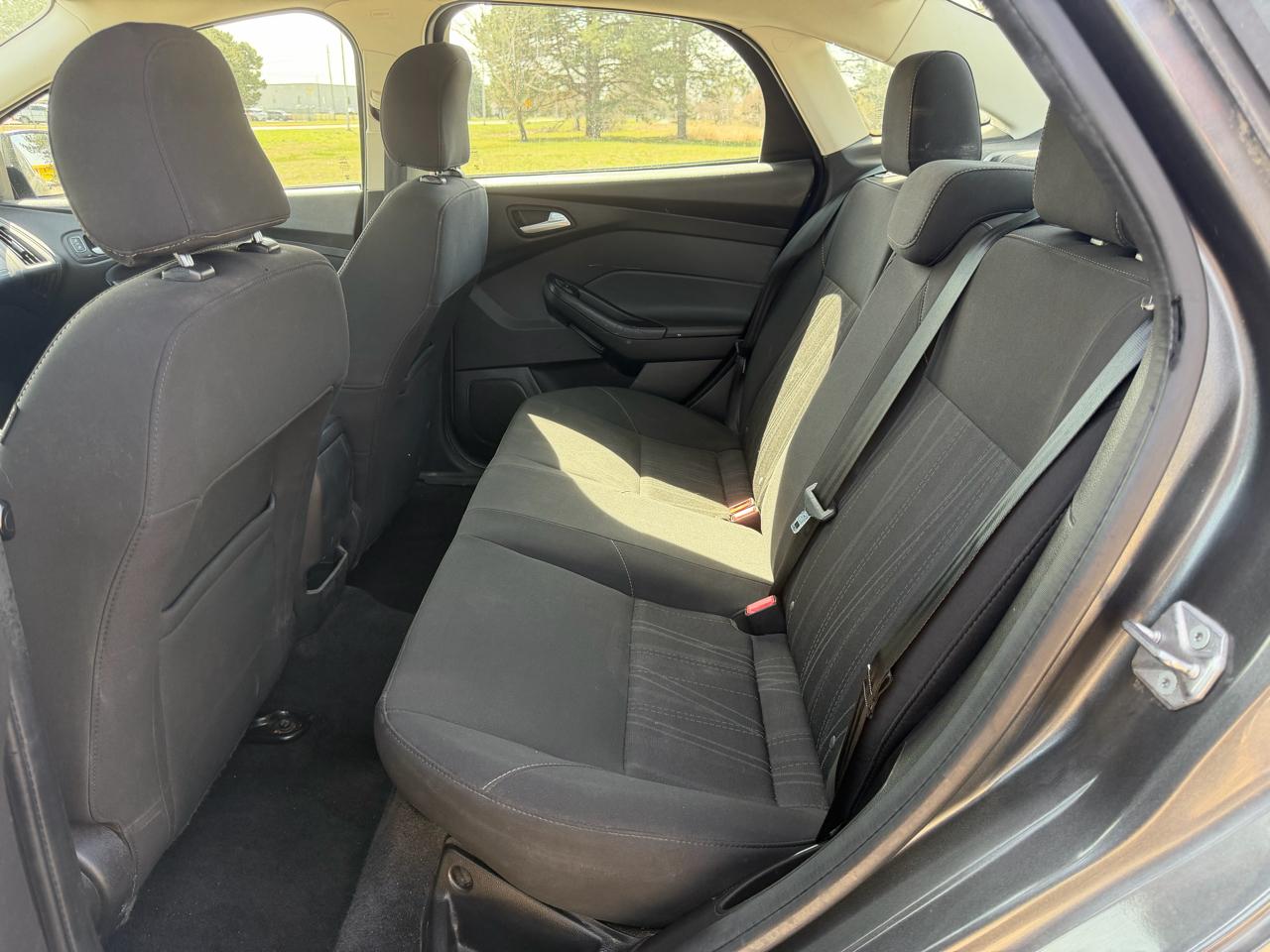 Ford Focus SE Sedan 2017