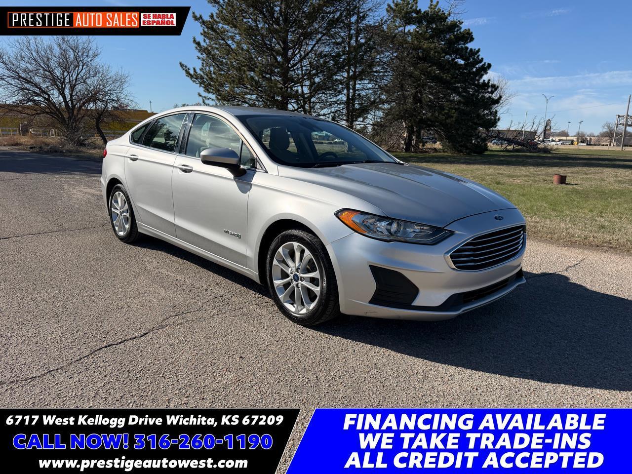 Ford Fusion Hybrid SE FWD 2019