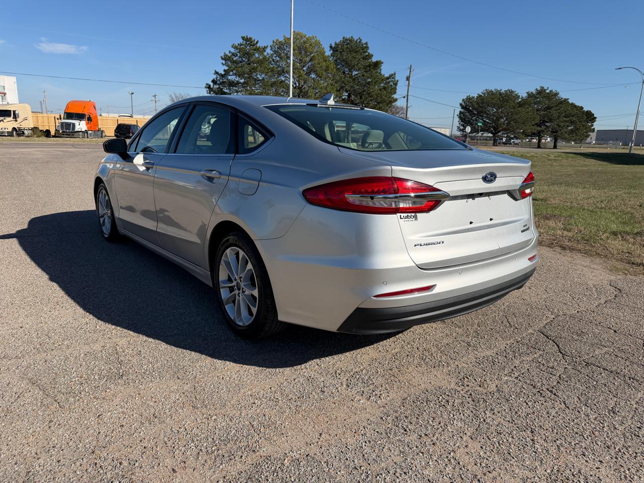 Ford Fusion Hybrid SE FWD 2019
