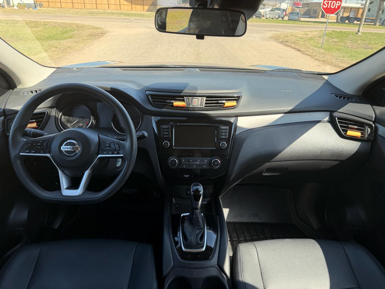 Nissan Rogue Sport FWD S 2020