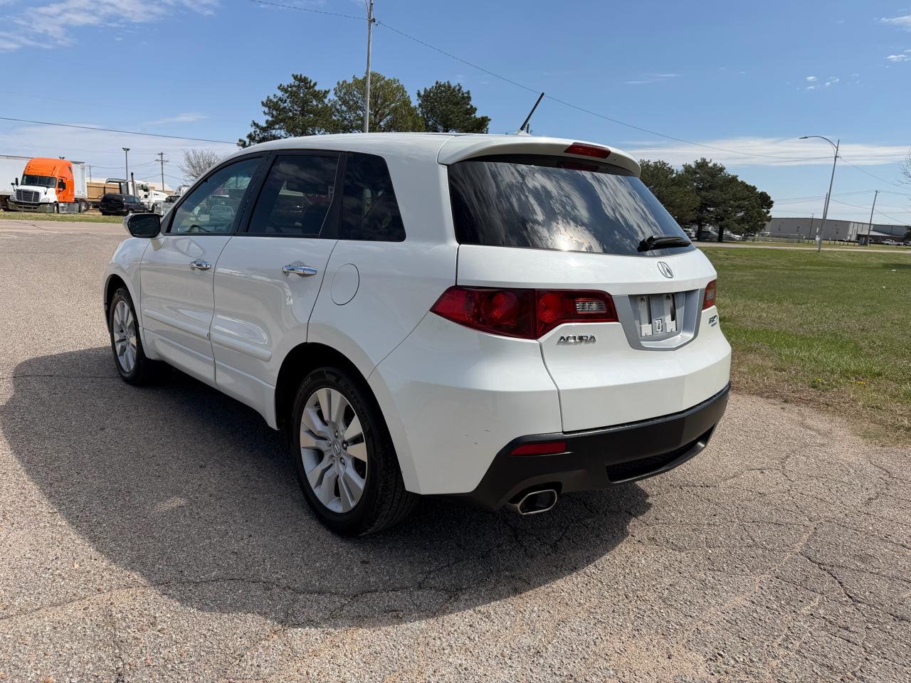 Acura RDX FWD 4dr 2011