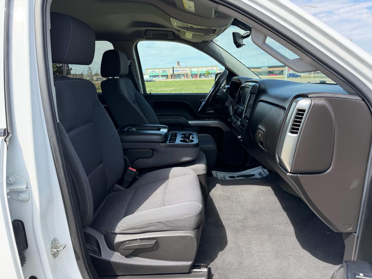 Chevrolet Silverado 1500 4WD Crew Cab 143.5" LT w/1LT 2018