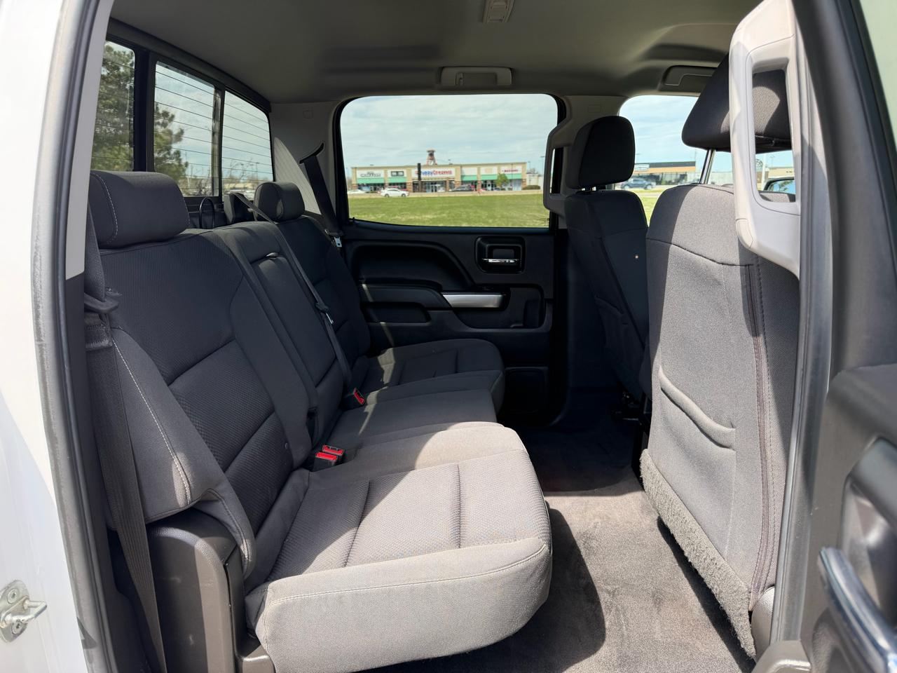 Chevrolet Silverado 1500 4WD Crew Cab 143.5" LT w/1LT 2018